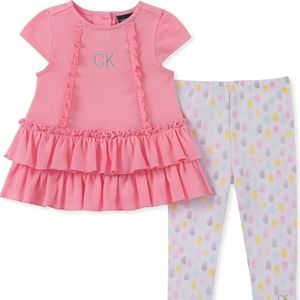 NWT- CALVIN KLEIN BABY GIRLS MATCHING OUTFIT SET